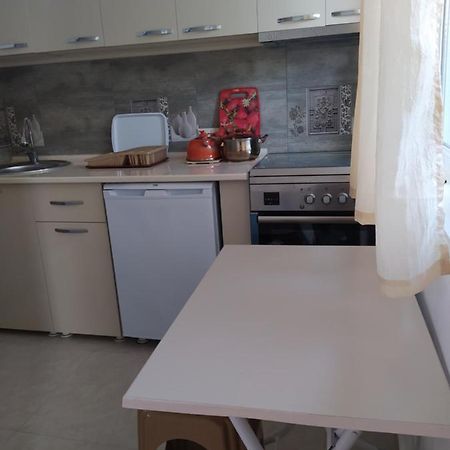 Emzari'S Apartment Кобулети Екстериор снимка
