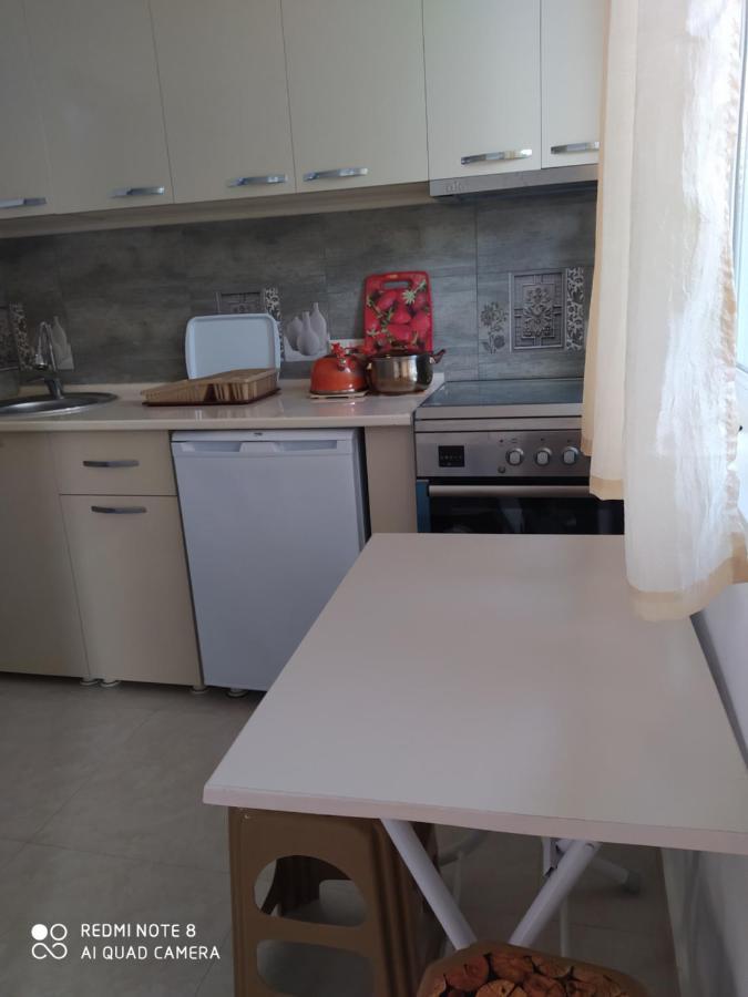 Emzari'S Apartment Кобулети Екстериор снимка