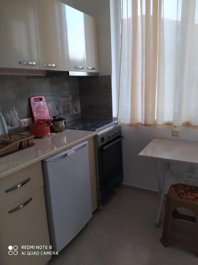 Emzari'S Apartment Кобулети Екстериор снимка