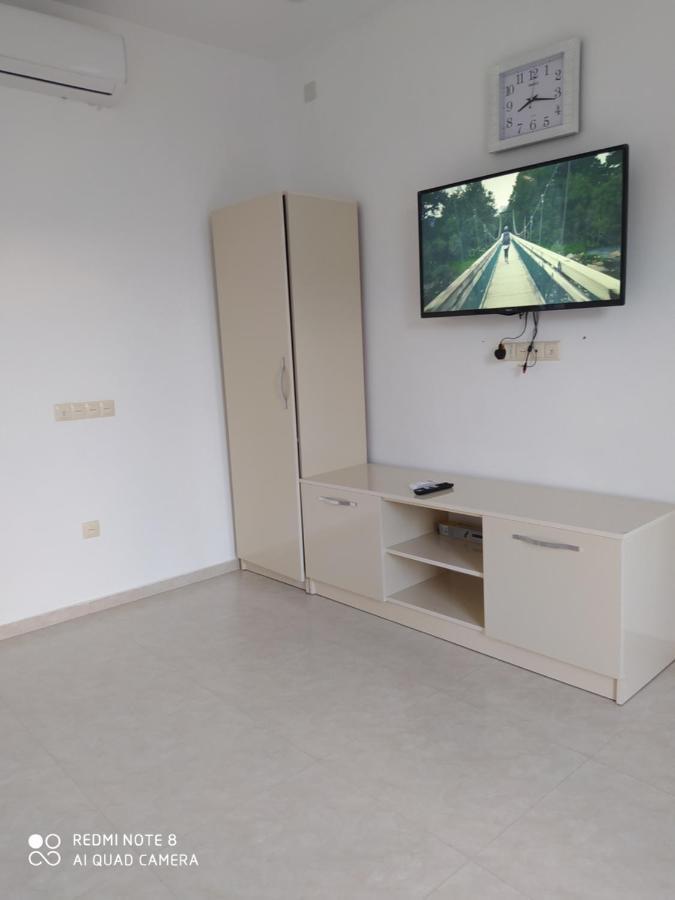 Emzari'S Apartment Кобулети Екстериор снимка